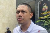 DJ Donny melapor ke Polda Metro Jaya terkait teror orang tak dikenal di rumahnya