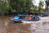 Warga Panamas sambut gembira bantuan perahu multiguna Pemkab Kapuas