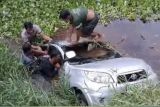 Mobil masuk kanal akibatkan dua orang meninggal dunia