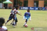 1.239 siswi dari 65 SD ikuti turnamen sepak bola 