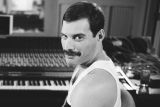 Wanita yang diduga anak Freddie Mercury meninggal pada usia 48 tahun