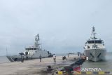 Dua KRI tiba di Pelabuhan Tanjung Gudang untuk cegah peredaran timah ilegal