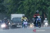 BMKG prediksi hujan guyur mayoritas wilayah Indonesia pada Minggu
