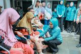 TP PKK Provinsi Lampung serahkan bantuan 15 unit kaki palsu bagi penyandang disabilitas