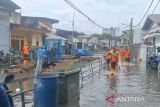 Banjir masih genangi lima RT di Jakarta Utara pada Sabtu siang