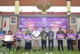 Bank Jateng Slawi serahkan hadiah Bima dan CSR Videotron