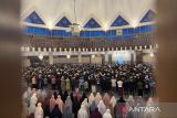 Ratusan umat Islam Malaysia Tarawih perdana di Masjid Negara KL