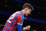 Lawan 10 pemain Tottenham, Crystal Palace menang 3-1