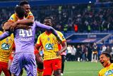 Lens ke semifinal Piala Prancis lewat drama adu penalti kontra Lyon