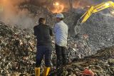 Menteri LH: Longsor sampah Bantargebang alarm hentikan open dumping