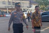 Bupati Cilacap menjalani pemeriksaan oleh KPK di Polresta Banyumas
