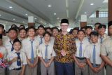 Dubes Inggris sematkan Gold Medal Duke of Edinburgh kepada siswa Mu'allimin Yogyakarta