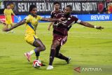 Persib Bandung menang dramatis 2-1 atas PSM Makassar