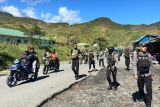 Aparat sita belasan sajam dan senapan angin di Puncak Jaya