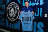 Elliot Anderson resmi berseragam Manchester City