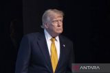 Trump mendesak senator Republik tidak tunda pengesahan UU Save America