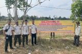 Satpol PP Banjar tata 13 bangunan di bahu Jalan Syekh M Arsyad
