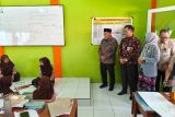 Anggota DPR RI tinjau program revitalisasi sekolah di Sidoarjo