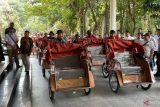 Pemkab Bandung menata operasional becak listrik melalui aturan pangkalan