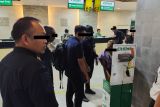 Rudenim Denpasar kawal dan amankan pemindahkan dua deteni WNA ke Makassar
