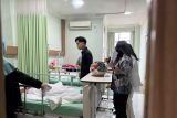 Wapres lepas kepulangan dua siswi diduga korban MBG dari RSCM