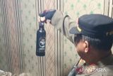 Satpol PP gabungan sita 51 botol miras tanpa izin di Samarinda