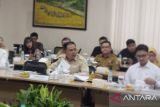 DPRD Karawang minta perusahaan tak lakukan diskriminasi usia saat proses rekrutmen calon Naker