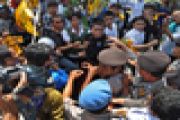 SALING DORONG