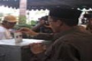 GUBERNUR MENCOBLOS 