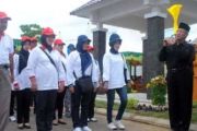 Gubernur Kepri Lepas Petugas Penyambungan Listrik