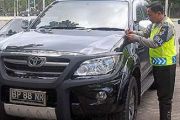 Mobil Dinas Ketua DPRD Kepri Terjaring Razia