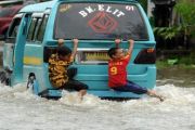 BANJIR MAKASSAR