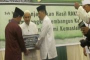 SERAHKAN KITAB SUCI