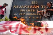 DEMO KORUPSI