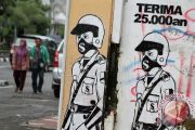 KRITIK PUBLIK