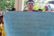 Tuntut Eksekusi Putusan