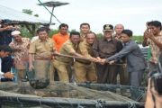 Pejabat Kepri Panen Kerapu/Henky Mohari