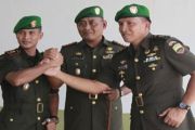 Salam Komando/Henky Mohari 