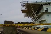 Jembatan Barelang Ditabrak/Larno