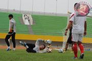 Calon pemain SFC latihan