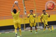 Calon pemain SFC latihan