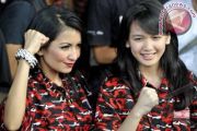 Artis dukung KPK