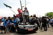 TAHAN MOBIL DINAS
