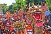ARAK PATUNG DEWA