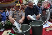 Pemusnahan Senpi Dan Narkoba
