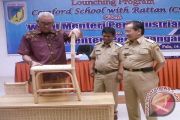 MEBEL ROTAN UNTUK SEKOLAH
