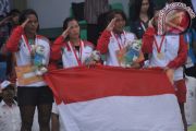 Emas Tenis Beregu Putri