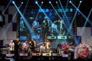 Jazz Goes To Campus 2013
