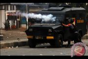 TEMBAKAN GAS AIR MATA
