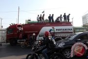  TOLAK RENCANA KENAIKAN HARGA BBM